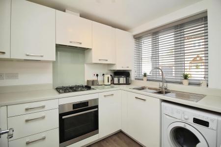 2 bedroom Semi-detached house for sale in Teasel Close, Queniborough, LE7