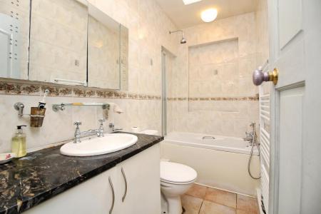 2 bedroom Semi-detached bungalow for sale in Tentercroft Avenue, Syston, LE7