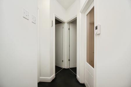 3 bedroom Semi-detached bungalow for sale in Tentercroft Avenue, Syston, LE7