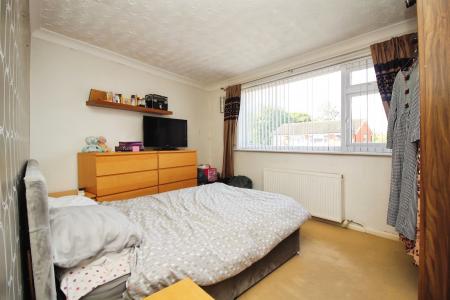 5 bedroom Semi-detached house for sale in The Meadows, East Goscote, LE7