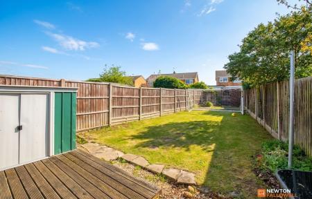 5 bedroom Semi-detached house for sale in The Meadows, East Goscote, LE7