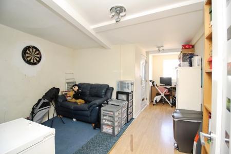 5 bedroom Semi-detached house for sale in The Meadows, East Goscote, LE7