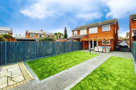 2 bedroom Semi-detached house for sale in The Meadows, East Goscote, LE7