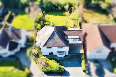 4 bedroom Detached house for sale in The Meadway, Syston, LE7