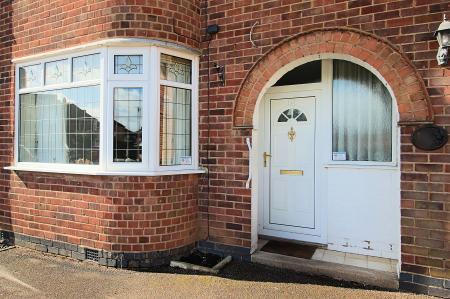 3 bedroom Semi-detached house for sale in The Ringway, Queniborough, LE7