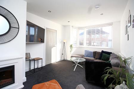 3 bedroom Semi-detached house for sale in The Ringway, Queniborough, LE7