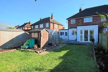 3 bedroom Semi-detached house for sale in The Ringway, Queniborough, LE7