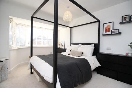 3 bedroom Semi-detached house for sale in The Ringway, Queniborough, LE7