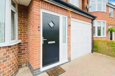 4 bedroom Semi-detached house for sale in The Ringway, Queniborough, LE7