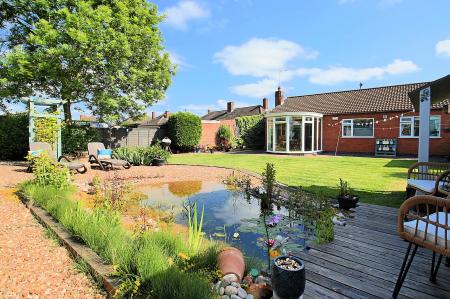 3 bedroom Detached bungalow for sale in The Roundway, Thurmaston, LE4