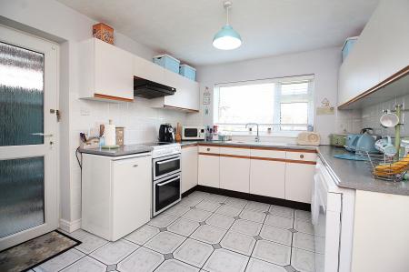 3 bedroom Detached bungalow for sale in The Roundway, Thurmaston, LE4