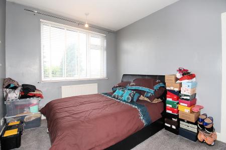 3 bedroom Semi-detached house for sale in The Roundway, Thurmaston, LE4