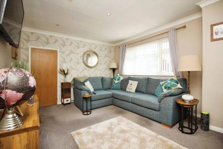 2 bedroom Detached bungalow for sale in The Roundway, Thurmaston, LE4