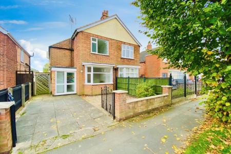 The Roundway, Thurmaston, LE4