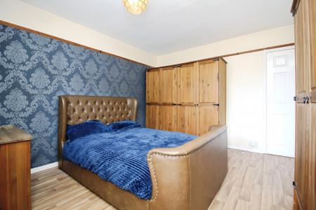 3 bedroom Link detached house for sale in Threshers Walk, East Goscote, LE7