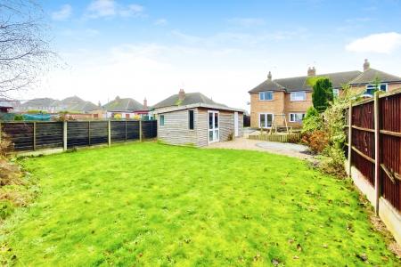 3 bedroom Semi-detached house for sale in Verdale Avenue, Thurmaston, LE4