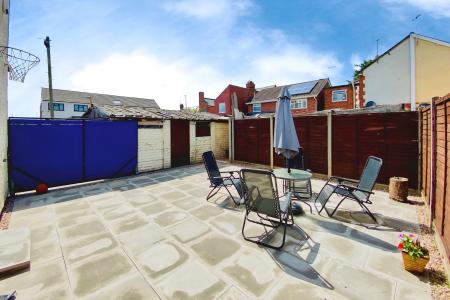 4 bedroom Detached house for sale in Victoria Street, Thurmaston, LE4