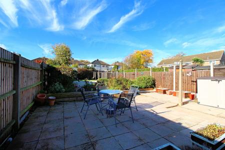 3 bedroom Semi-detached house for sale in Wanlip Lane, Birstall, LE4