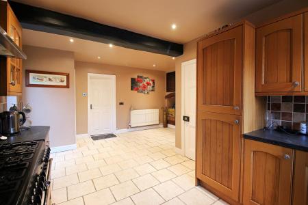 3 bedroom Semi-detached house for sale in Wanlip Lane, Birstall, LE4