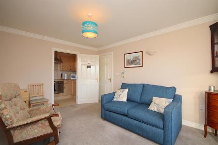 1 bedroom Coach House for sale in Wanlip Lane, Birstall, LE4