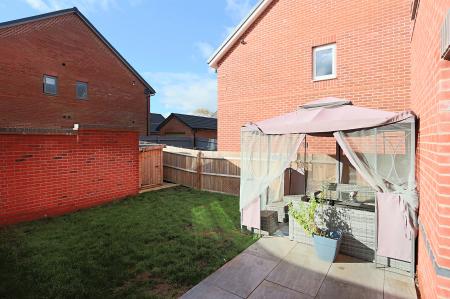 3 bedroom Detached house for sale in Westfield Avenue, Earl Shilton, LE9