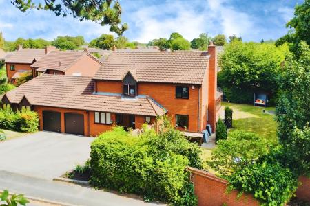 4 bedroom Detached house for sale in Wetherby Close, Queniborough, LE7