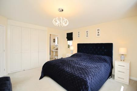 4 bedroom Detached house for sale in Willowbrook Way, Rearsby, LE7