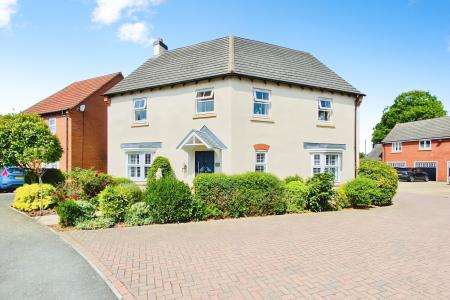 4 bedroom Detached house for sale in Willowbrook Way, Rearsby, LE7