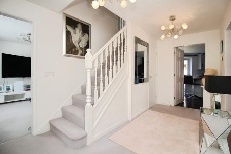 4 bedroom Detached house for sale in Willowbrook Way, Rearsby, LE7