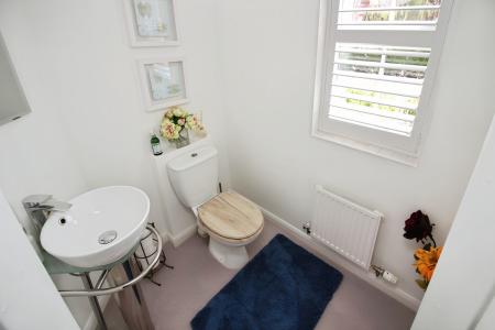 4 bedroom Detached house for sale in Willowbrook Way, Rearsby, LE7