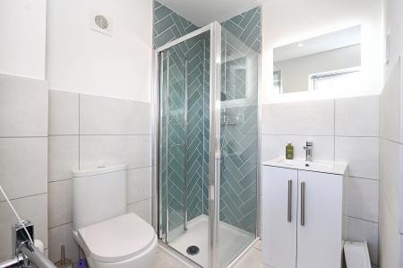 5 bedroom Semi-detached house for sale in Willowbrook Way, Rearsby, LE7