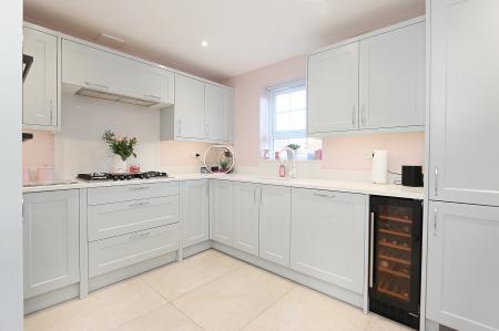 5 bedroom Semi-detached house for sale in Willowbrook Way, Rearsby, LE7