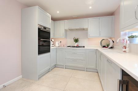 5 bedroom Semi-detached house for sale in Willowbrook Way, Rearsby, LE7