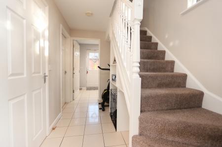 5 bedroom Semi-detached house for sale in Willowbrook Way, Rearsby, LE7