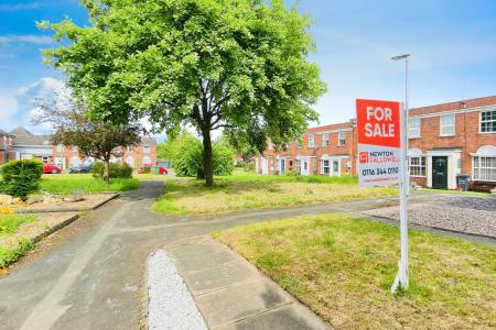 2 bedroom Terraced House for sale in Extended to Rear - Wolsey Way, Syston, LE7