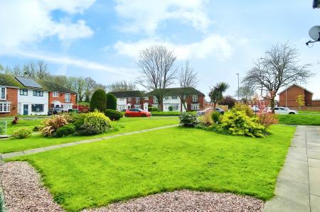 3 bedroom End of terrace house for sale in Wolsey Way, Syston, LE7