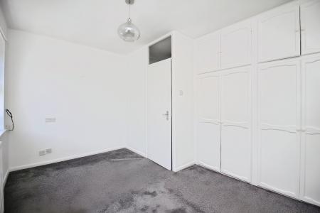 2 bedroom Terraced House for sale in Wolsey Way, Syston, LE7