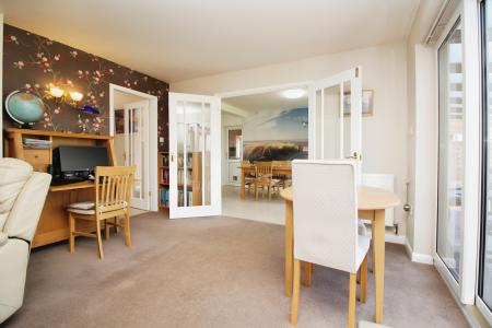 4 bedroom Detached house for sale in Worcester Avenue, Birstall, LE4