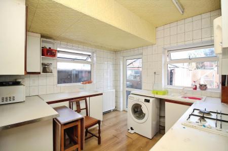 2 bedroom Detached bungalow for sale in Humberstone Lane, Thurmaston, LE4