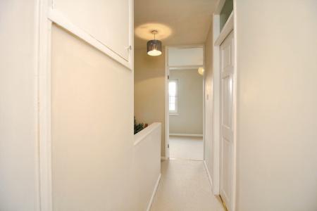 2 bedroom Terraced House for sale in Wolsey Way, Syston, LE7