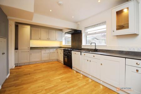 3 bedroom Semi-detached house for sale in Barrow Crescent, Gaddesby, LE7