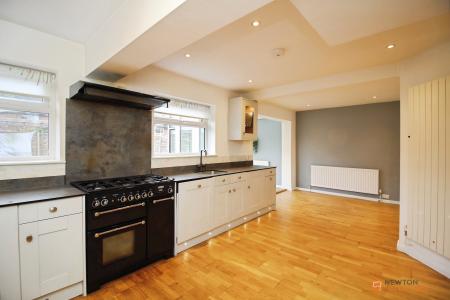 3 bedroom Semi-detached house for sale in Barrow Crescent, Gaddesby, LE7