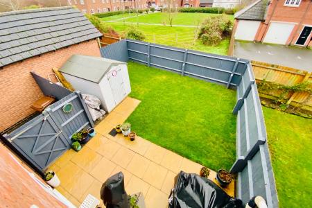 3 bedroom Semi-detached house for sale in Hallaton Drive, Syston, LE7