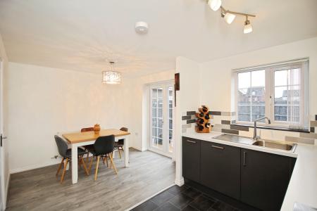 3 bedroom Semi-detached house for sale in Hallaton Drive, Syston, LE7