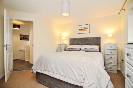 3 bedroom Semi-detached house for sale in Hallaton Drive, Syston, LE7