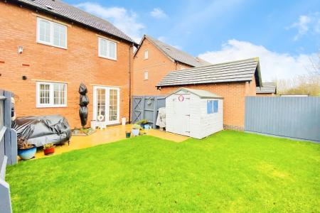 3 bedroom Semi-detached house for sale in Hallaton Drive, Syston, LE7