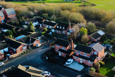 3 bedroom Detached house for sale in St Hildas Close, Syston, LE7