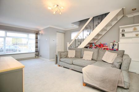 2 bedroom Semi-detached house for sale in Dalley Close, Syston, LE7