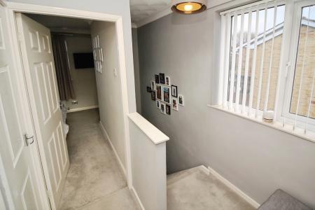 2 bedroom Semi-detached house for sale in Dalley Close, Syston, LE7