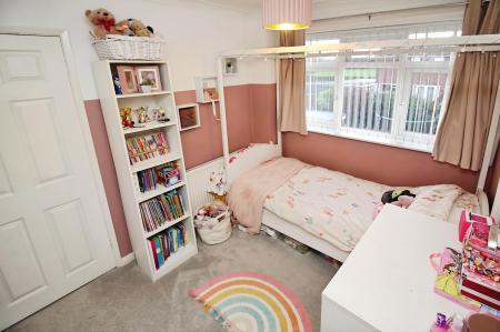 2 bedroom Semi-detached house for sale in Dalley Close, Syston, LE7